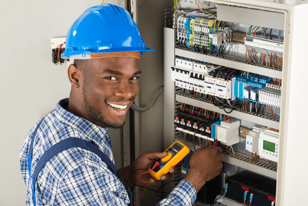 Recrutamento de um Técnico em Eletricidade (m/f)