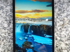 Smartphone Huawei P8 Lite como novo