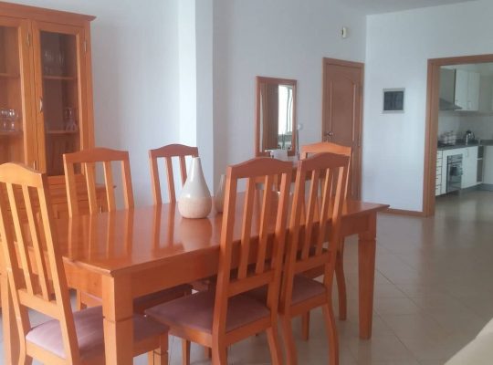 Arrenda-se APARTAMENTO T4 Palmarejo