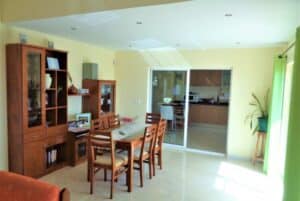 Moradia T6 em Terra Branca