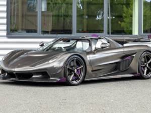 Koenigsegg Jesko Attack