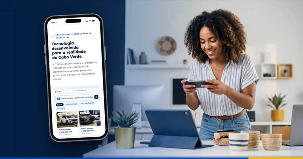 Telemóvel com a pesquisa inteligente da CVX ao lado de uma mulher que consulta o telemóvel em casa