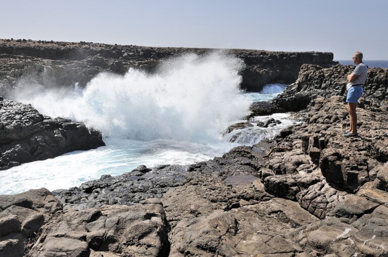 Sal: volta à ilha com Pedra de Lume, Buracona e Olho Azul