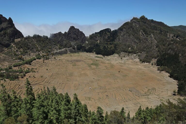 Santo Antão: caminhada da Cova à Ribeira do Paul