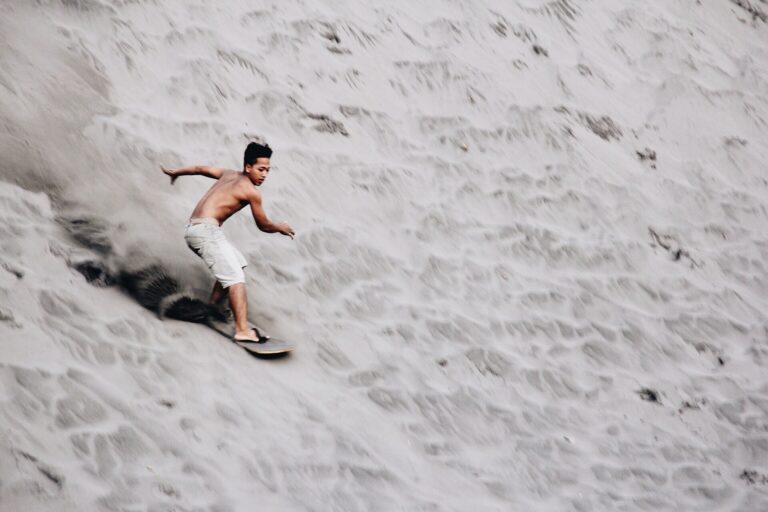 Boa Vista: sandboarding nas dunas, em família