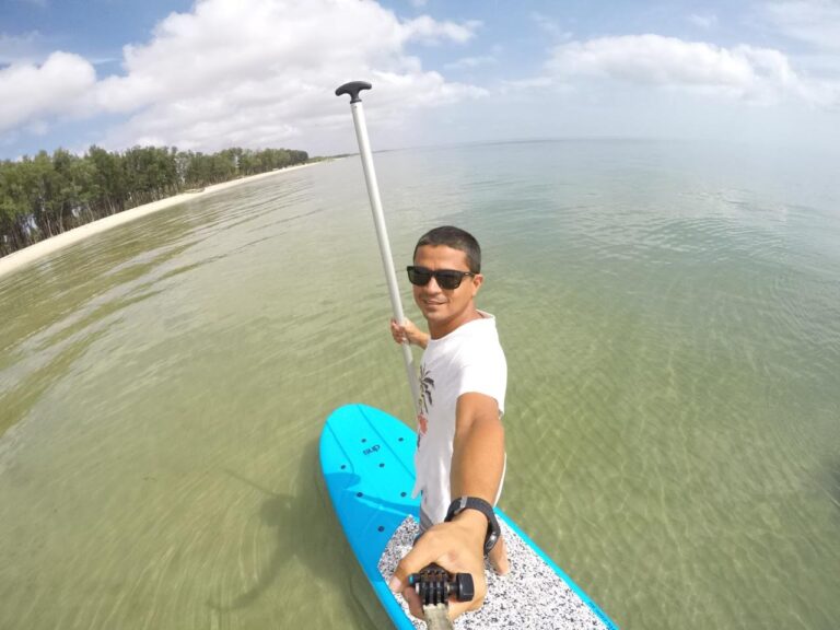 Boa Vista: caiaque e stand up paddle na baía de Sal Rei